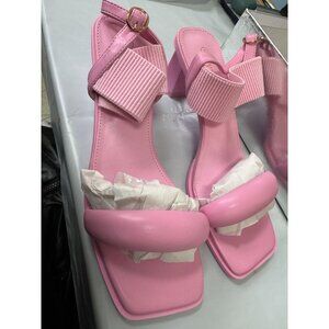 Pink Block Heel Sandals With Elastic Strap & Buckle Size 8 Stylish & Comfortable